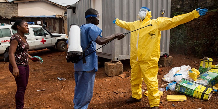 إصابة جديدة بايبولا في سيراليون بعد اعلان خلوها من الوباء