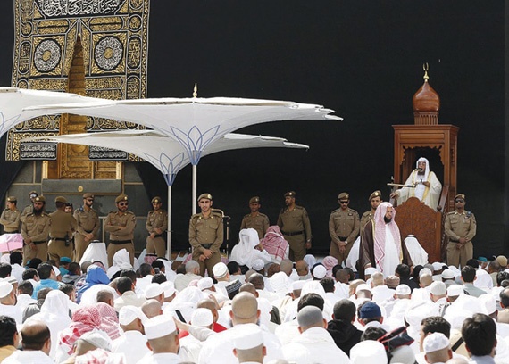 خطيب الحرم المكي: حصار الشام وفلسطين ومضايا .. لن يطول