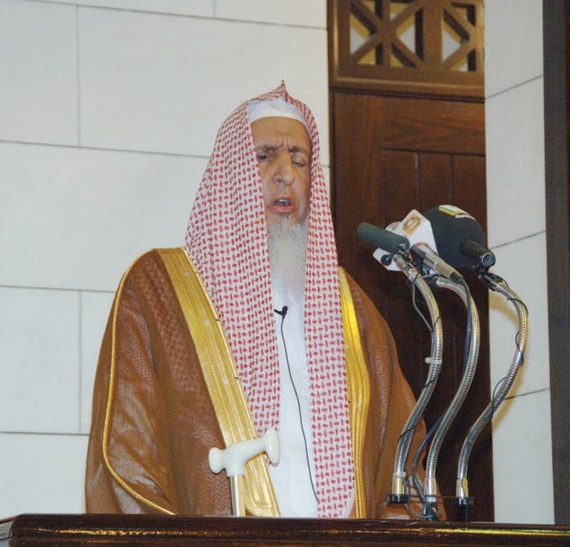 المفتي يحذر من شق عصا الطاعة لتدميره المجتمعات