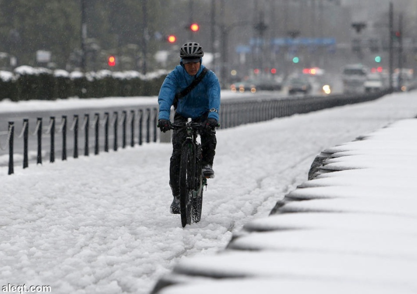 عاصفة ثلجية تضرب شمال اليابان