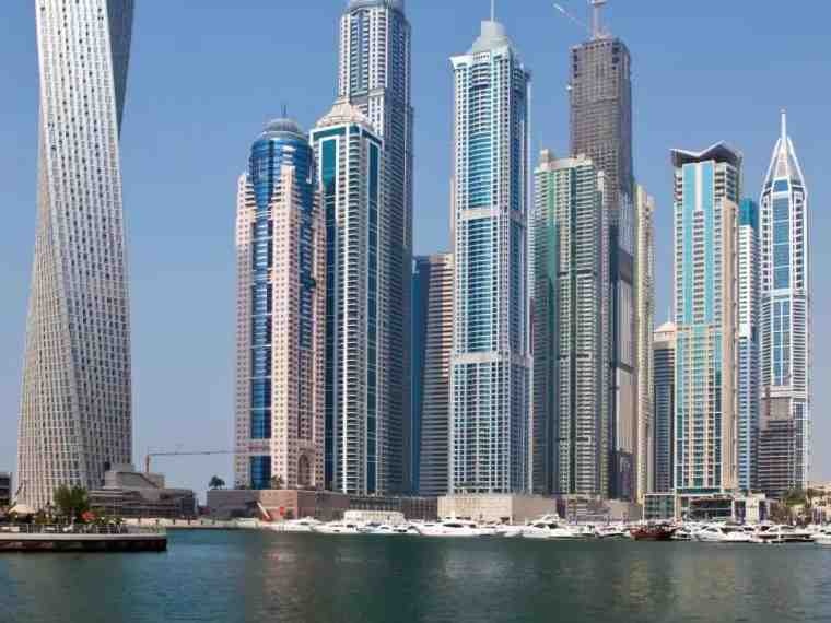 دبي الأولى عالميا في عدد ناطحات السحاب