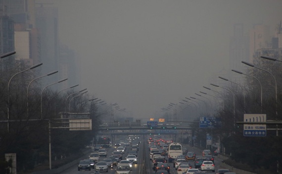 بحث استمر 10 سنوات : عوادم السيارات قد تسبب العقم