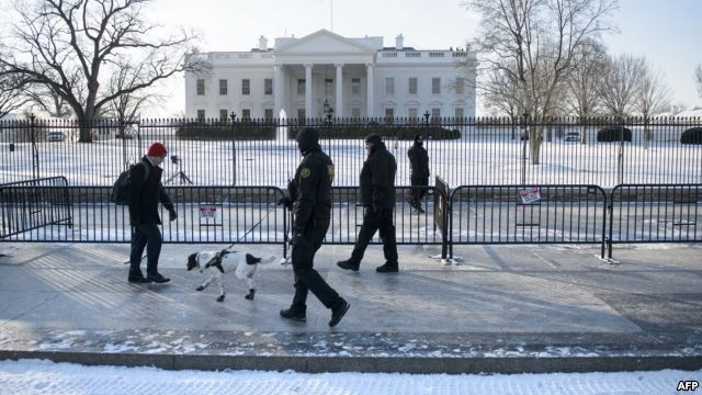 العاصفة 'جوناس' تتسبب في مصرع 13 شخصاً وتشل الحركة بـ20 ولاية أمريكية