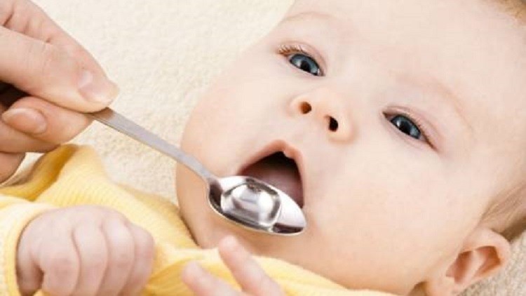 علماء ينصحون بعدم تعاطي الأدوية بواسطة الملاعق