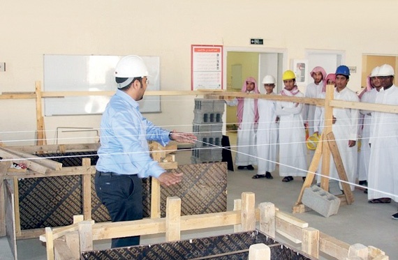 الشرقية .. 1149 طالبا وطالبة يستفيدون من «تعليم وعمل»