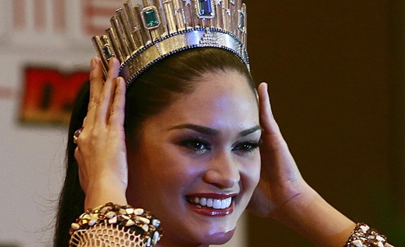 ملكة جمال الكون 2015 تتمنى المشاركة في "جيمس بوند"