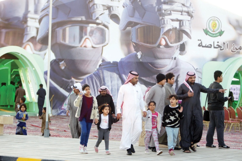 في اليوم الأول .. البوابات تفتح قبل موعدها
وجناح ألمانيا يحظى بالاهتمام الأكبر