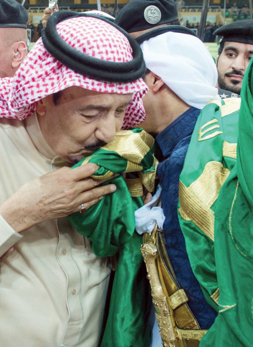 خادم الحرمين يرعى حفل العرضة السعودية