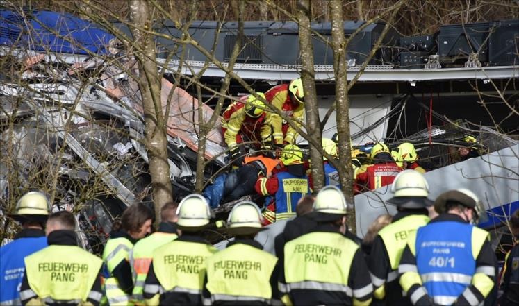 ألمانيا: لا دلائل حتى الآن على أسباب حادث القطارين الألمانيين رغم العثور على صندوقين أسودين
