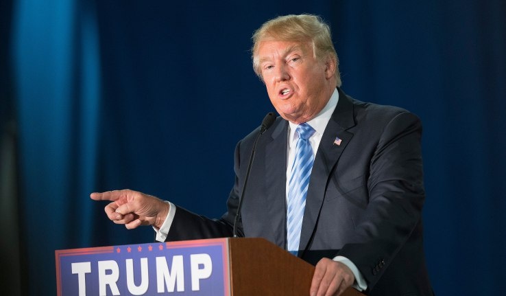 دونالد ترامب يدعو الى مقاطعة آبل