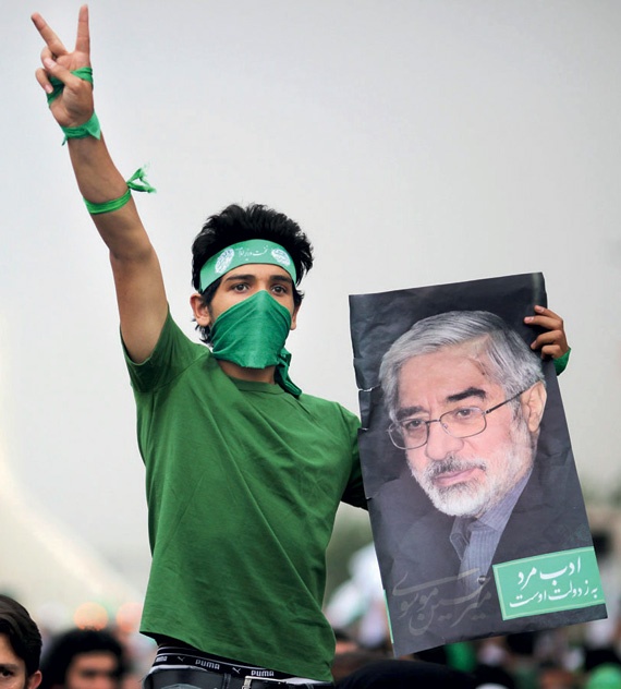 الانتخابات الإيرانية .. ديمقراطية تحت جبة ولاية الفقيه