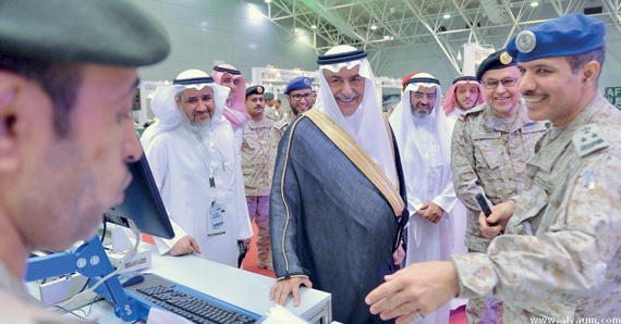 وزير المالية: سنمنح الصناعات المحلية مزيدا من التسهيلات والأولوية في القروض