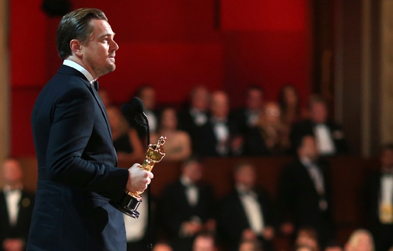 كابريو يكسر النحس ويخطف الأوسكار للمرة الأولى