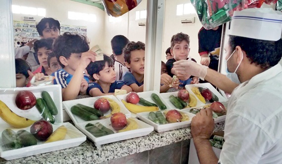 متخصصون يوصون بتعيين إخصائيي تغذية بالمدارس ومراقبة «المقاصف»