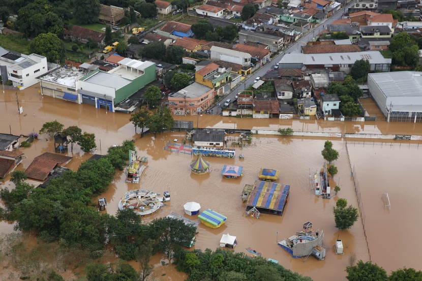 قصة مصورة: 19 قتيلا على الأقل إثر هطول أمطار غزيرة قرب ساوباولو