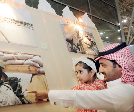 «عدسة الحزم»..  14 صورة تؤكد احترافية التخطيط والتنفيذ