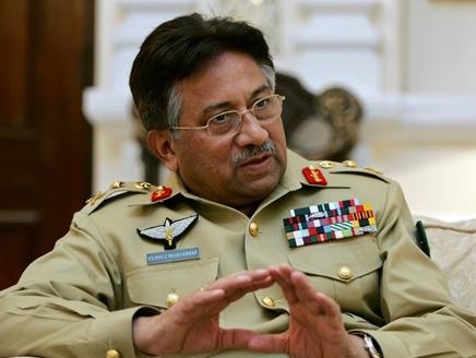 القضاء الباكستاني يسمح للرئيس الأسبق برويز مشرف بمغادرة البلاد للعلاج