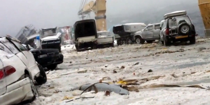 وفاة شخصين وإصابة أكثر من 60 أخرين في حادث سير غرب اليابان