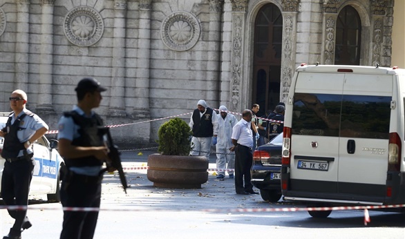 إبطال مفعول قنبلة في مركبة بجنوب شرق تركيا