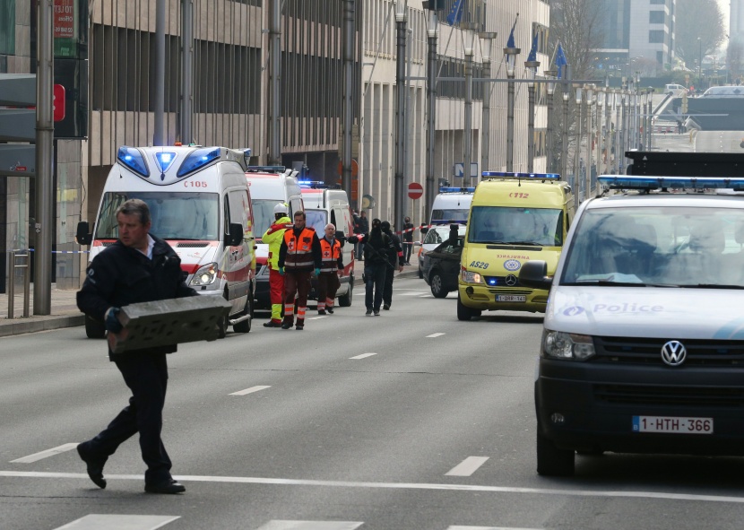 هجمات بروكسل: منفذو الاعتداءات في مطار بروكسل كانوا يحملون "القنابل داخل حقائب"