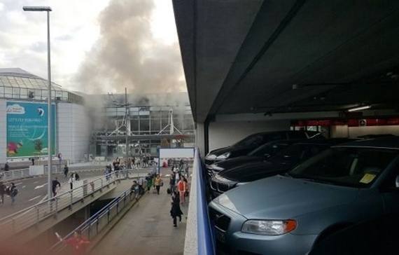 هجمات بروكسل: منفذو الاعتداءات في مطار بروكسل كانوا يحملون "القنابل داخل حقائب"