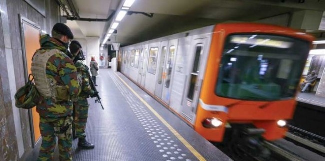 بلجيكا تعيد فتح محطتي قطارات في بروكسل