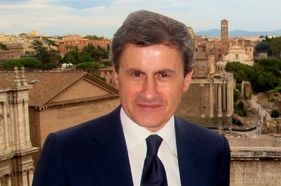 بدء محاكمة عمدة روما الأسبق أليمانو بتهمة الفساد