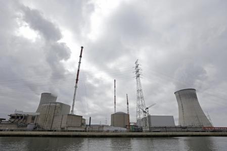 قتل حارس محطة نووية في بلجيكا ومدع يستبعد وجود صلة لمتشددين بذلك