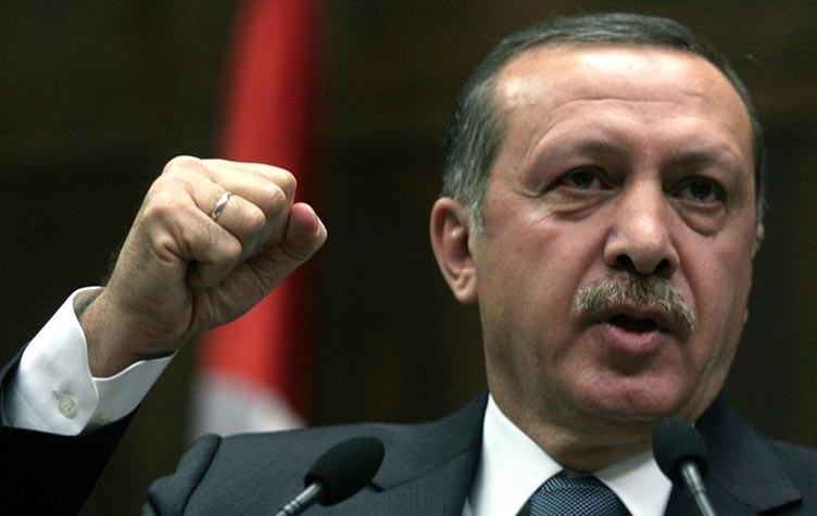 استدعاء السفير الألماني في أنقرة بسبب أغنية تسخر من أردوغان