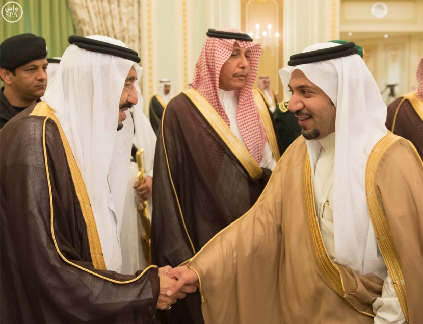 الملك: السكن والحياة الكريمة للمواطن محل اهتمامي الشخصي