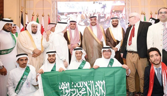 أمير المدينة المنورة يدشن مشاريع تعليمية بقيمة 400 مليون ريال