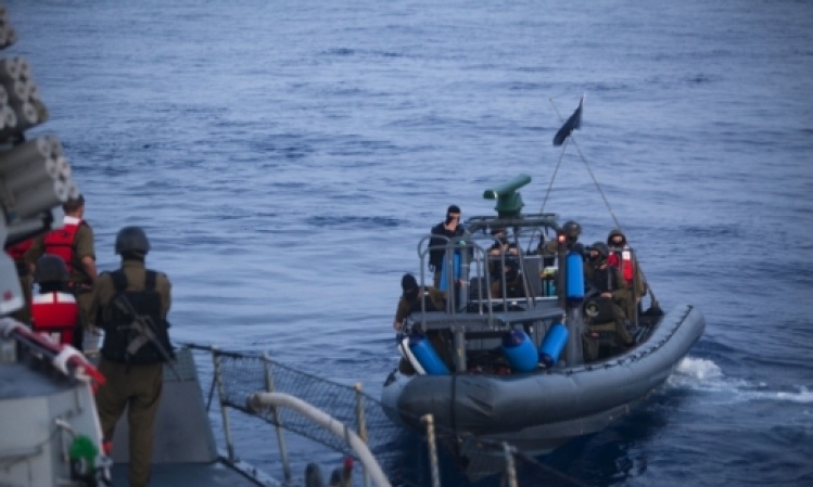 البحرية الإسرائيلية تعتقل أربعة صيادين فلسطينيين