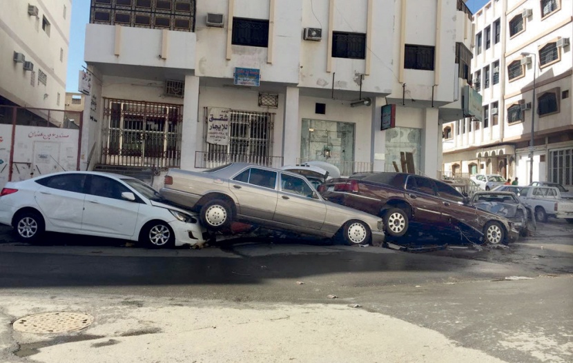 85 بلاغا جراء هطول الأمطار 
في الطائف