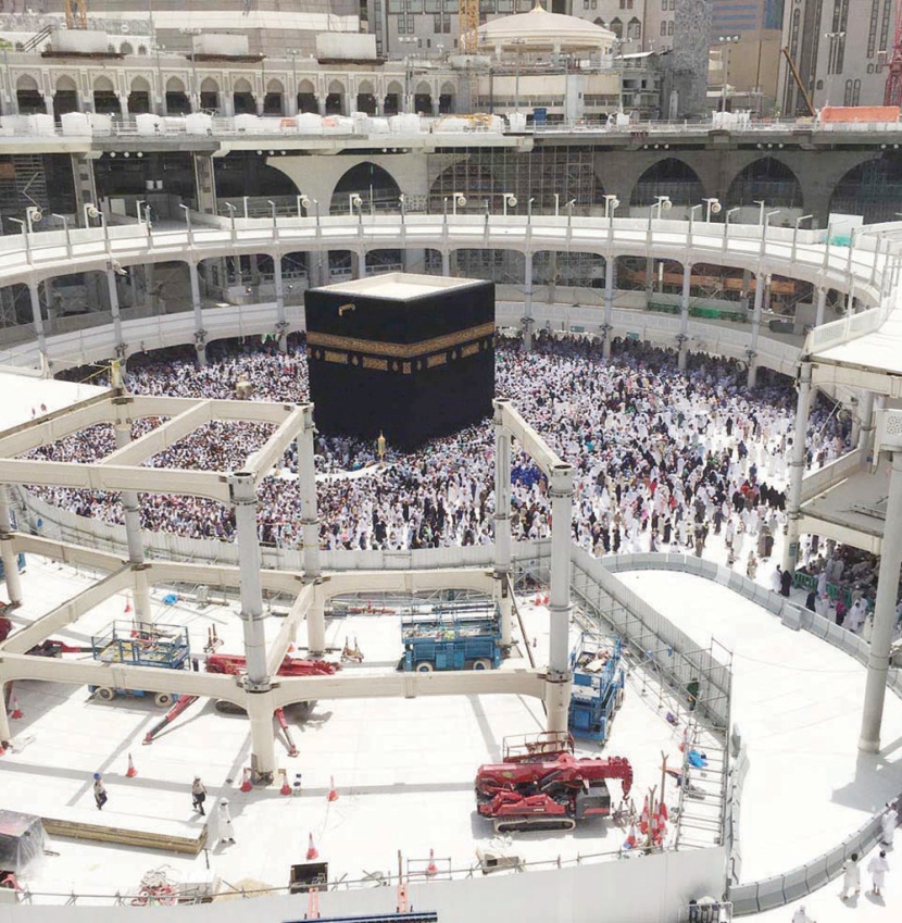 «لجنة إزالة جسر المطاف»: نراجع سلامة الرافعات يوميا ونتأكد من كفاءة السائقين