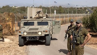 قوة إسرائيلية تتفقد السياج الحدودي بين مزارع شبعا المحتلة والمناطق اللبنانية المحررة