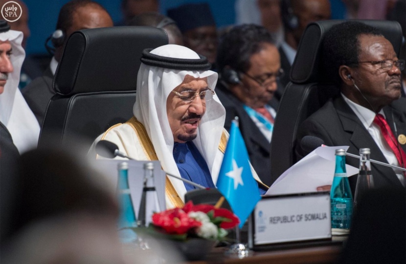 خادم الحرمين الشريفين يصل إلى الرياض قادماً من تركيا