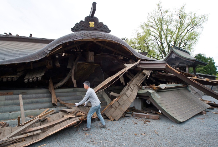 ارتفاع حصيلة قتلى زلزال اليابان إلى أكثر من 40 شخصا