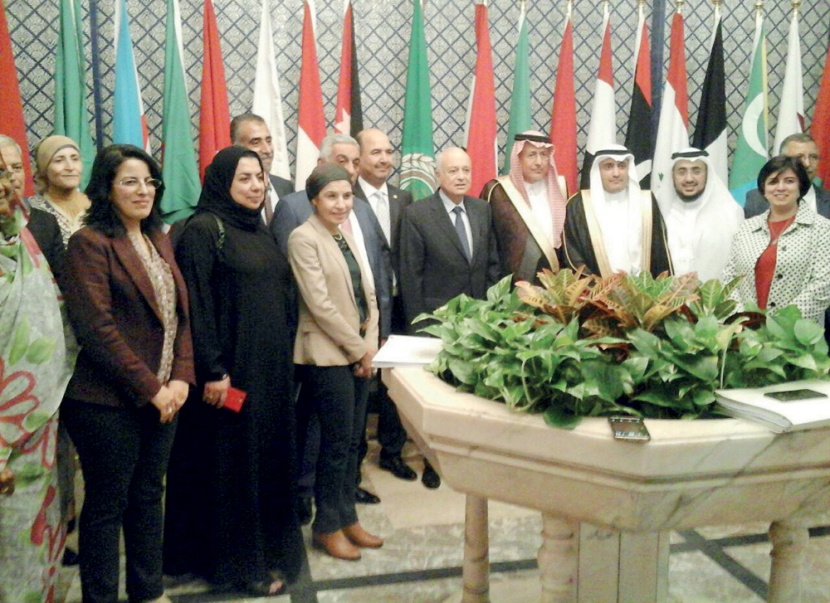 التوصية بتحديث اللائحة التنفيذية لهيئة الدم وإعداد سجل عربي للفصائل النادرة