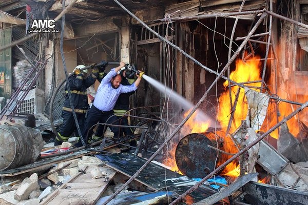 مقتل 27 مدنيا في قصف لقوات النظام السوري والهدنة تترنح