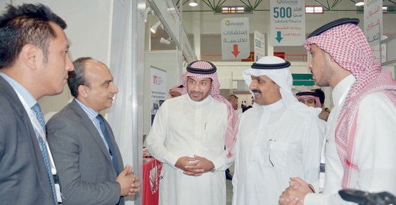 «التعليم» تحث إداراتها على تخصيص برامج تعريفية بالجامعات لطلاب الثانوي