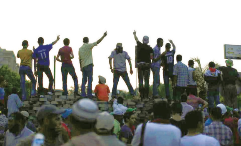 الديمقراطية بين تاريخين .. معلن وخفي