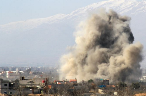 الاتحاد الأوروبي يدين استهداف مخيم للنازحين في سوريا