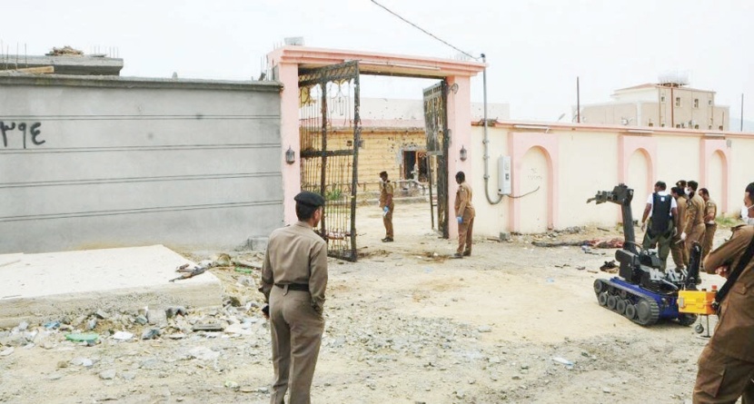 بحزم وعزم الرجال .. «الدواعش» يتساقطون