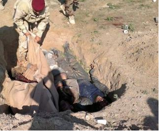 تنظيم "داعش" يدفن 45 من عناصره أحياء في نينوى