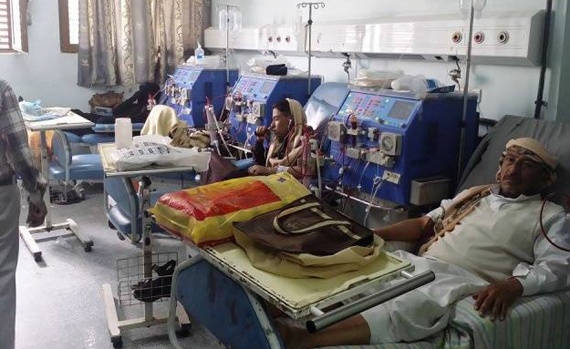 منظمة الصحة تدعم 13 محافظة يمنية بـ 52 طنا من الأدوية