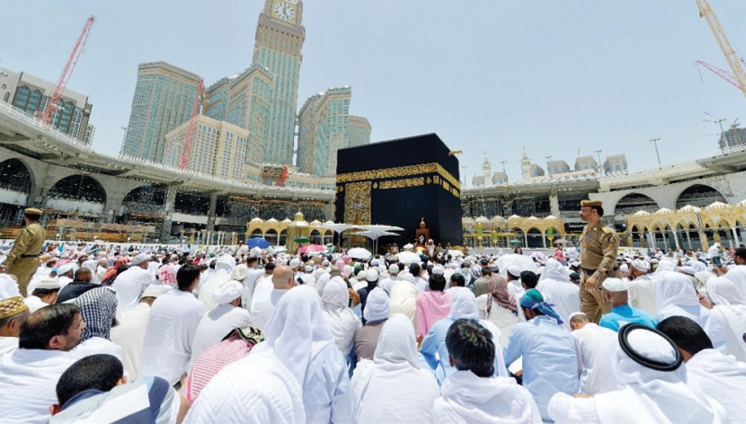 خطيب الحرم المكي: الظالمون يفرحون بقتل الأبرياء ويظنون أنهم أفلتوا من العقاب