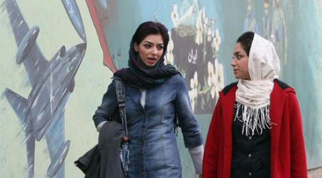 القبض على 8 سيدات في إيران .. بسبب صور على "إنستجرام"