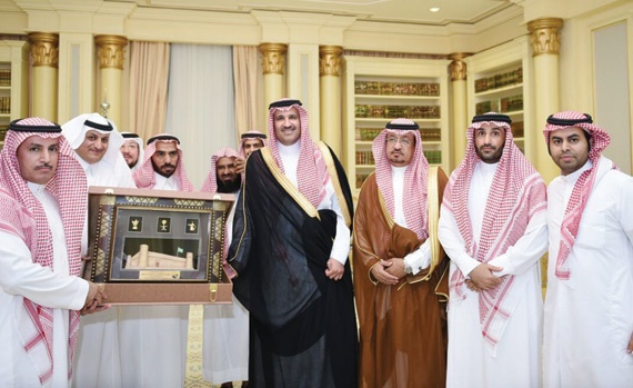 فيصل بن سلمان: الدولة لا تأخذ موقفا عدائيا من المخالف