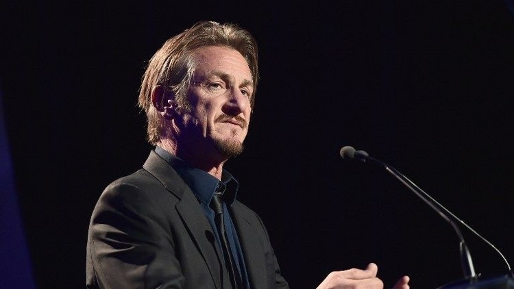 شون بين يعود إلى مهرجان كان بخامس فيلم