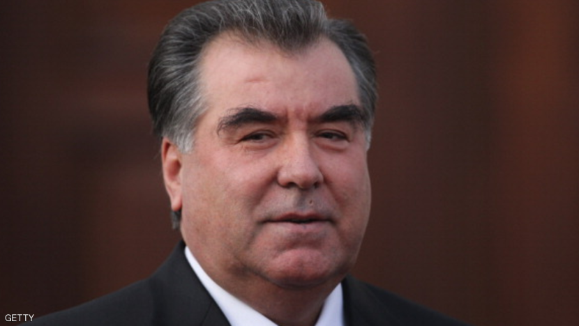 الناخبون في طاجيسكتان يصوتون في استفتاء يعزز سلطة الرئيس